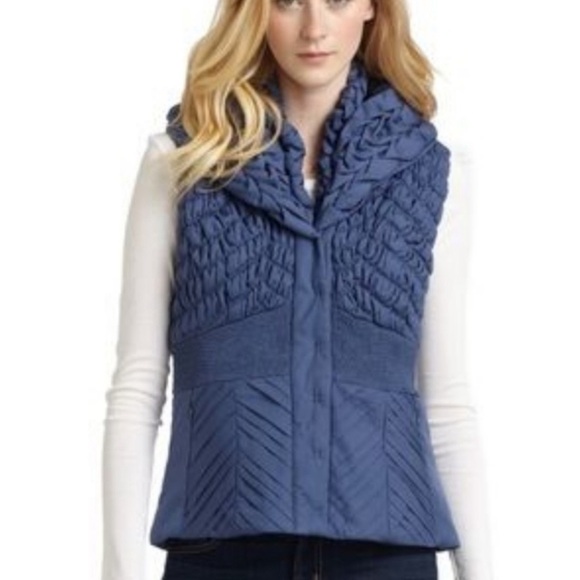 Elie Tahari Jackets & Blazers - Elie Tahari Meredith Braided Blue Puffer Vest Size Large